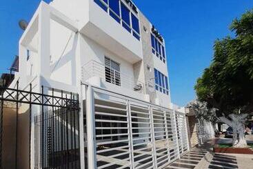 Apartahotel Y Hotel Sofichic Boutique