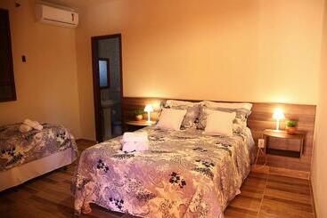 تختخواب و صبحانه Pantanal Ranch Meia Lua