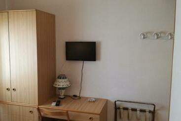 Albergo Le Rose - Pistoia