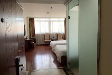 هتل Greentree Inn Jiangsu Nanjing Jiangning Southeast University Express