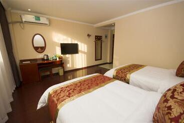 هتل Greentree Inn Jiangsu Nanjing Jiangning Southeast University Express