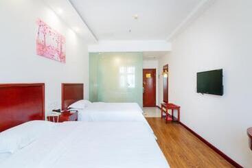هتل Greentree Inn Henan Zhengzhou Chengnan Road Bojue Business