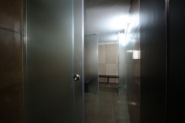 هتل Royal Plaza Suites By Rak Rooms