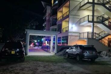 هتل Sky Beach