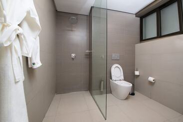 هتل Sunbird Waterfront