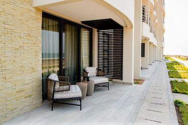 هتل Sunbird Waterfront