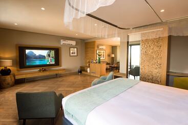 هتل Sunbird Waterfront