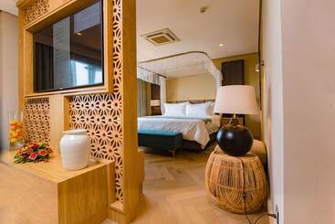 هتل Sunbird Waterfront