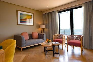 هتل Sunbird Waterfront