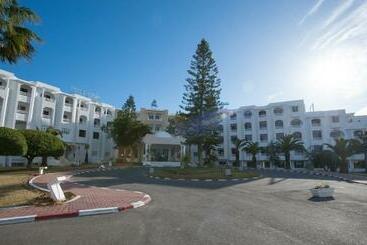 هتل Thapsus Beach Resort