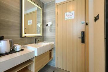Vatica Hotel Huangshan South Gate Terminal Station