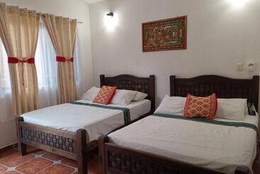 هتل Villa Esmeralda