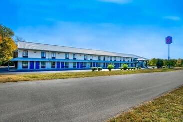 Motel 6 Jeffersonville, In   Louisville
