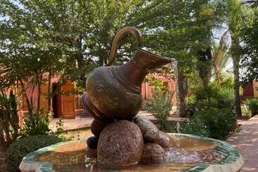 پانسیون Les Jardins De Marrakech