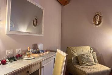 پانسیون Resort La Mola