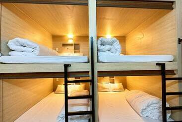 Hong Hao 2 Hostel & Motorbikes & Tours