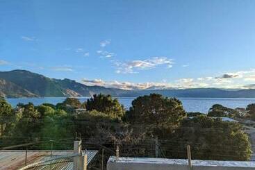 تختخواب و صبحانه Casa De Viky Homestay