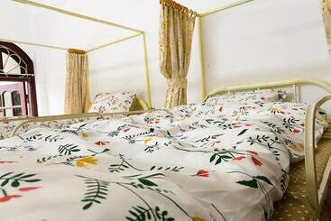Morri Homestay   Quán Thánh