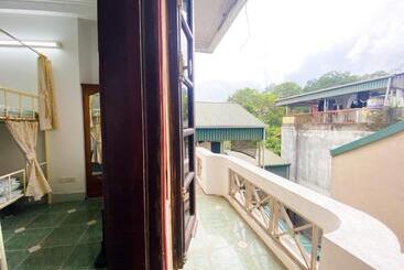 Morri Homestay   Quán Thánh