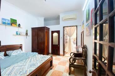 Morri Homestay   Quán Thánh