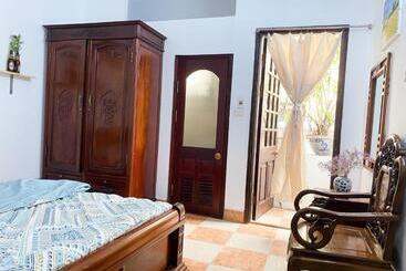 Morri Homestay   Quán Thánh