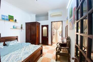 Morri Homestay   Quán Thánh