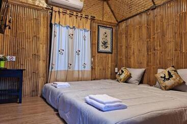 هتل คูณ เนื่อง ฟาร์ม สเตย์ หัวหิน Koon & Nueang Farm Stay Hua Hin