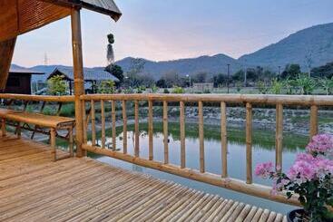 هتل คูณ เนื่อง ฟาร์ม สเตย์ หัวหิน Koon & Nueang Farm Stay Hua Hin