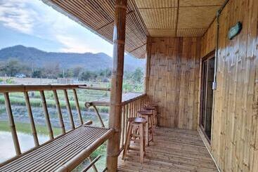 هتل คูณ เนื่อง ฟาร์ม สเตย์ หัวหิน Koon & Nueang Farm Stay Hua Hin