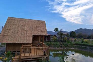 هتل คูณ เนื่อง ฟาร์ม สเตย์ หัวหิน Koon & Nueang Farm Stay Hua Hin