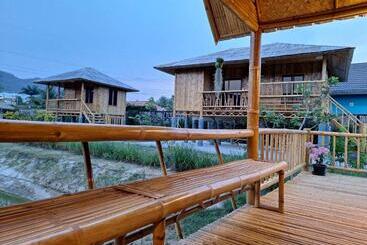 هتل คูณ เนื่อง ฟาร์ม สเตย์ หัวหิน Koon & Nueang Farm Stay Hua Hin