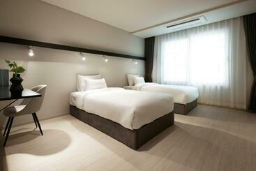 酒店 The Connoisseur Residence