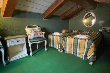 تختخواب و صبحانه Residenza La Campana