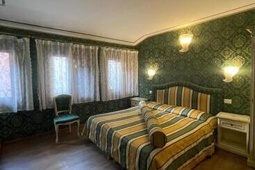 تختخواب و صبحانه Residenza La Campana