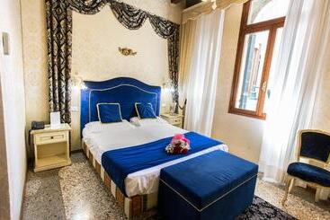 تختخواب و صبحانه Residenza La Campana