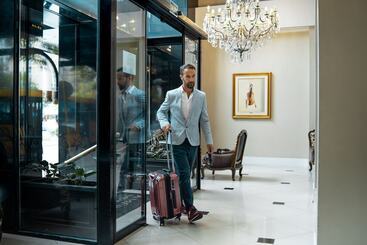 هتل Amerian Executive Cordoba