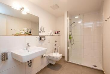 هتل Apartments Rosenthal Residence