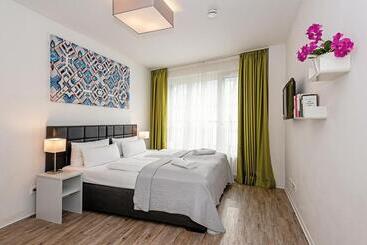هتل Apartments Rosenthal Residence