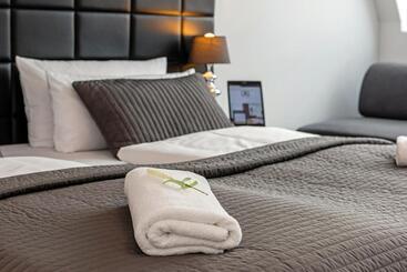 هتل Apartments Rosenthal Residence