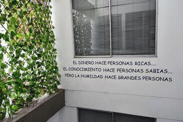 هتل Casa Galvez