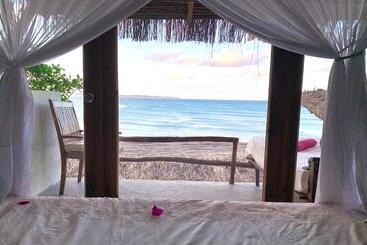 هتل Casa Na Praia Tofo  Beach Front