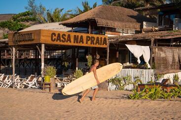 هتل Casa Na Praia Tofo  Beach Front