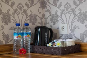 هتل Central Inn Senggigi
