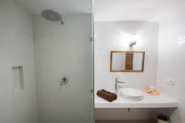 هتل Central Inn Senggigi