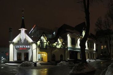 هتل Courtyard By Marriott Nizhny Novgorod City Center