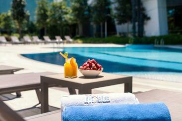 هتل Elite World Grand Istanbul Basin Ekspres