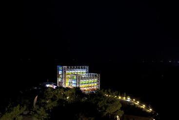 호텔 Haslla Art World Museum