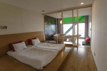 호텔 Haslla Art World Museum