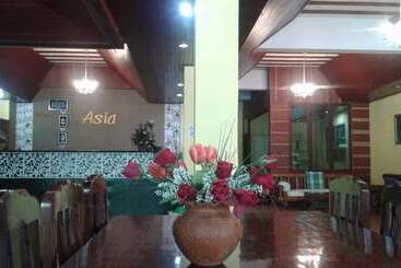 هتل Khao Lak Traveller Lodge