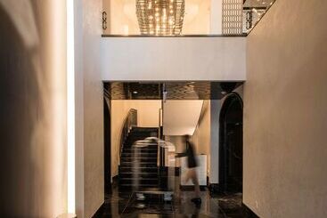 هتل Londonhouse Chicago Curio Collection By Hilton